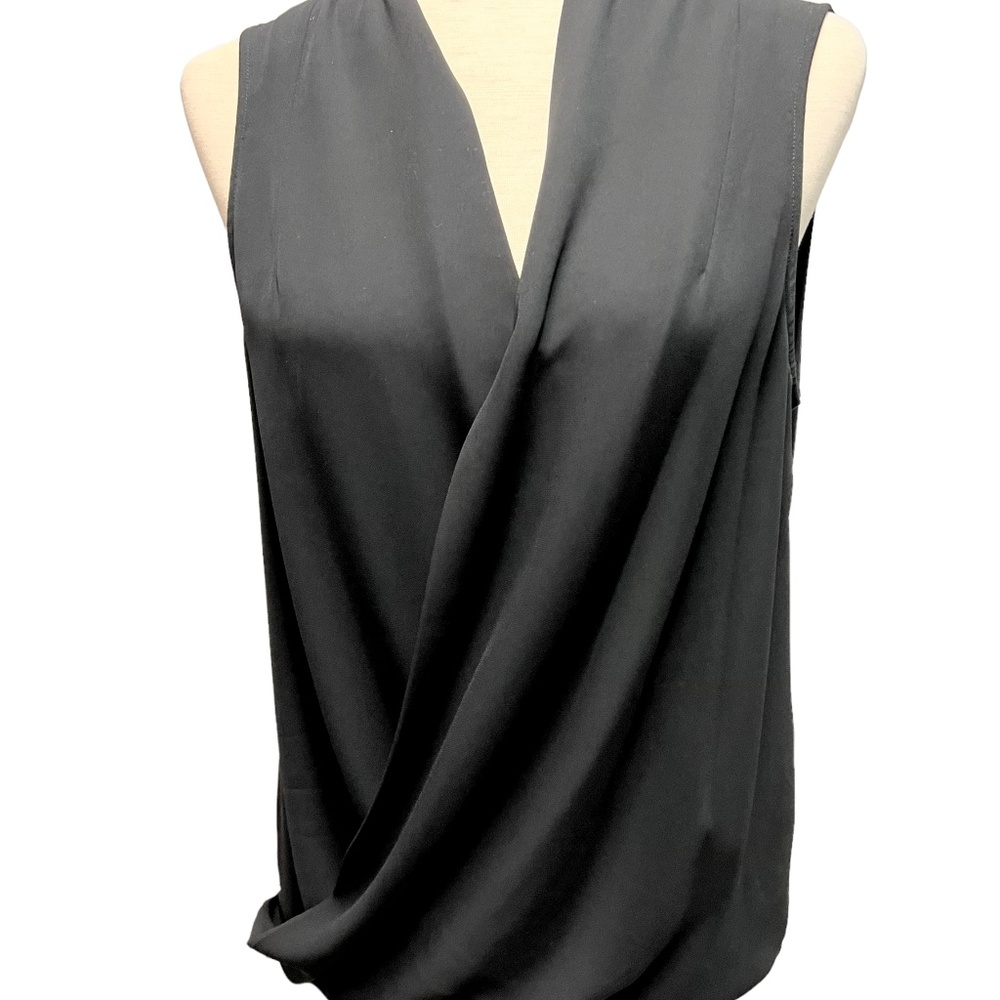 Vince Camuto Essentials Rich Black Faux Wrap Sleeveless Chiffon Top Snap closure - Picture 5 of 11